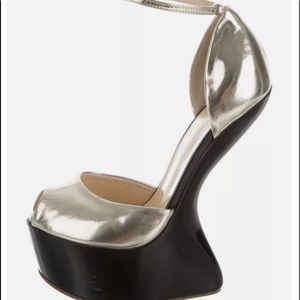 $995 GIUSEPPE ZANOTTI METALLIC GOLD LEATHER WEDGE SANDALS SZ 6 36